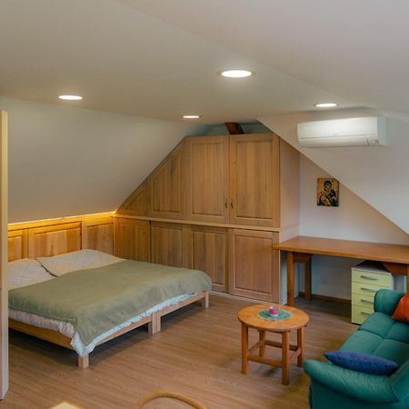 Апартаменты Country Retreat, Near Ljubljana City, Apartma Na Vasi, Blizu Mesta Ljubljana Медводе Экстерьер фото